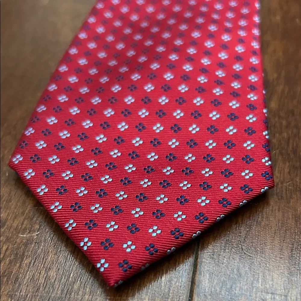 Tommy Hilfiger Men's Red Micro-Pattern 100% Silk Tie, Perfect for the Office